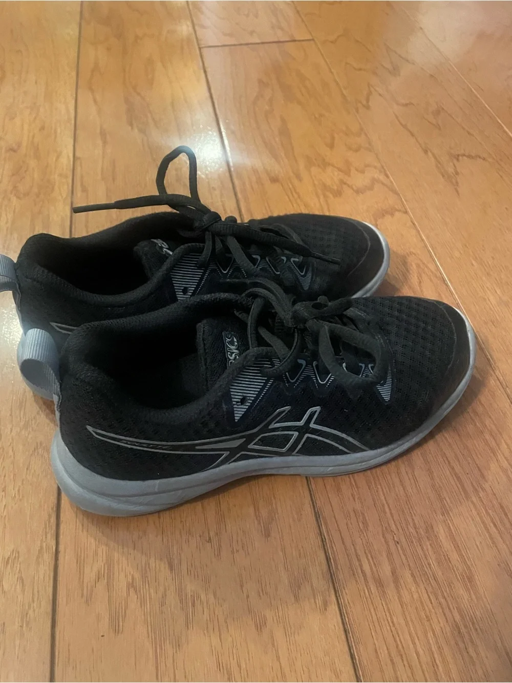 Asics Black and Silver Athletic Shoes